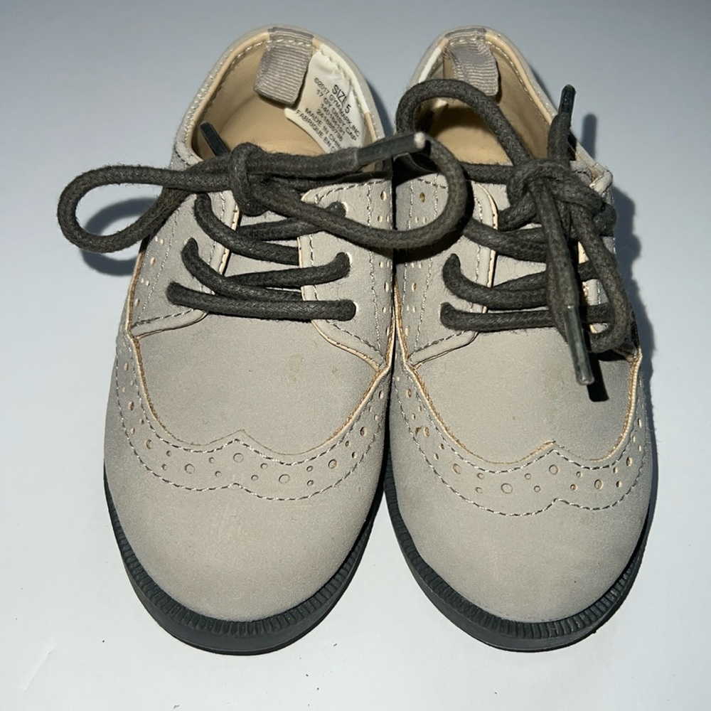 Gymboree boys dress shoes Size 5